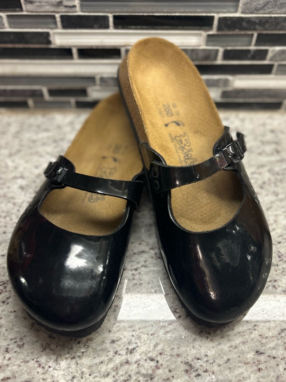 Birkenstock Birki’s Black Patent Mary Jane Clogs size 9(40)